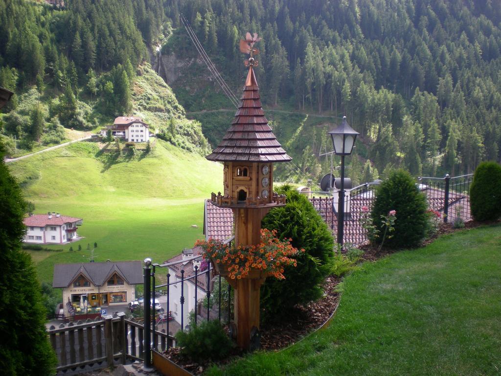 Garni Mezdi 호텔 Santa Cristina Val Gardena 외부 사진